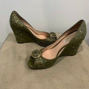 Oscar de la Renta Leather Army Green Studded Wedge